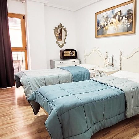 Www Sanmartinplaza Es En El Corazon Del Casco Historico Apartment Леон Екстериор снимка